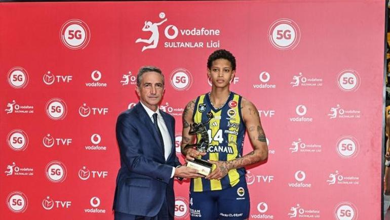 Vodafone Sultanlar Ligi final serisine Vargas ve Markova damgası