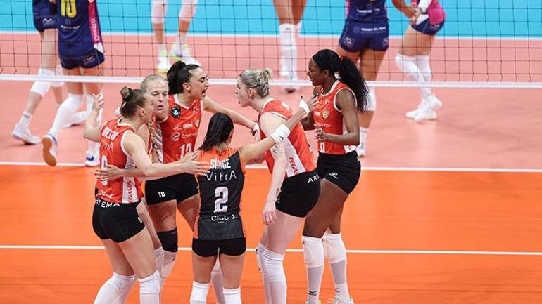 ÖZET I CEV Şampiyonlar Liginde Türk finali Eczacıbaşı Dynavit - Scandicci maç sonucu 3-2