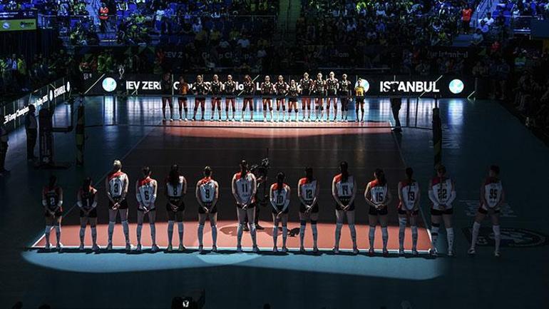 AVRUPA ŞAMPİYONU VAKIFBANK CEV Şampiyonlar Liginde Türk finali nefes kesti... Eczacıbaşı VitrA - VakıfBank maç sonucu 1-3