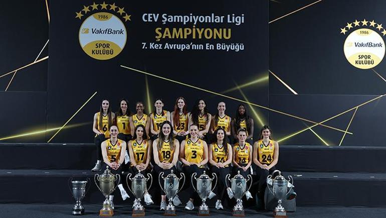 ÖZEL RÖPORTAJ | Hem hüzün hem gurur VakıfBankın yıldızları gözyaşlarını tutmadı | Zehra Güneş: Bu takımdaki her kadının hayranıyım