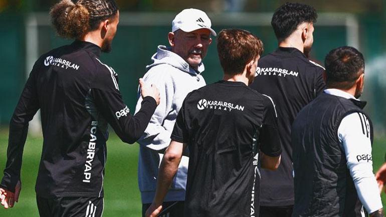 Beşiktaşta yönetim Sergen Yalçın konusunda ikiye bölündü