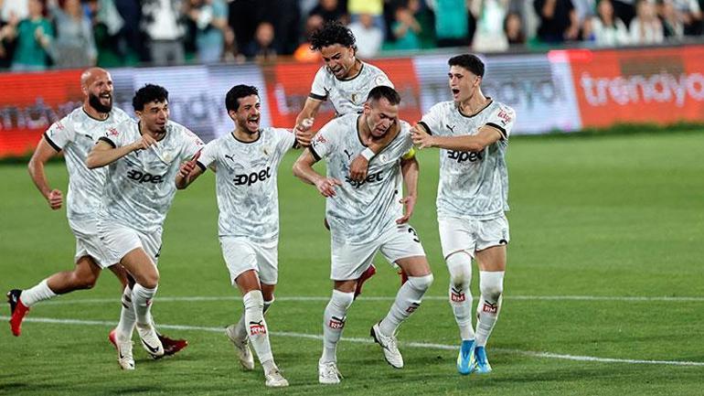 Ali Aytemurdan altın kafa, Bodrum FK avantajı kaptı... Bodrum FK - Çorum FK maç sonucu 1-0