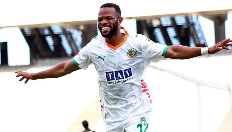 Fatih Karagümrük, geriden gelerek Alanyasporu mağlup etti (Maç özeti | Fatih Karagümrük 2-1 Alanyaspor)