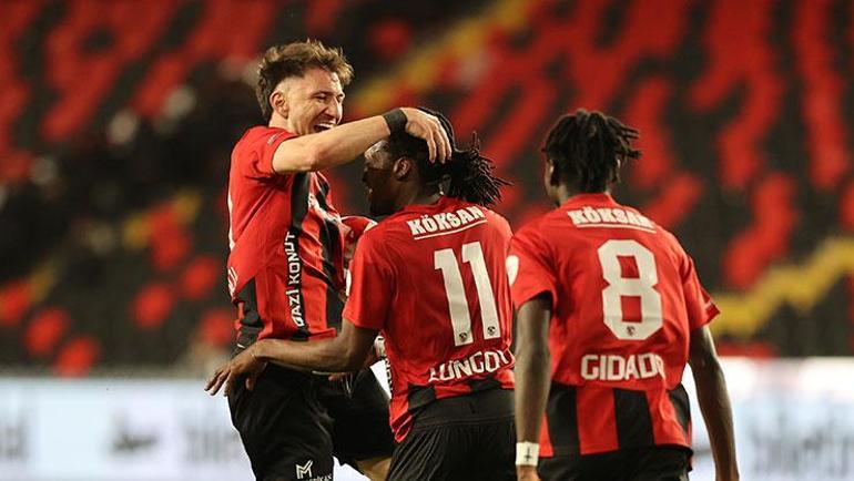 (ÖZET) Başakşehir deplasmanda Gaziantep FKyi devirdi Sezonu galibiyetle tamamladı | Gaziantep FK - Başakşehir maç sonucu: 1-2