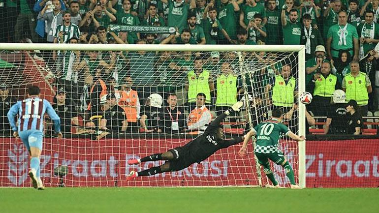Antalyada Muleka - Onana düellosu Gol geldi, penaltı kaçtı, kalesinde devleşti...