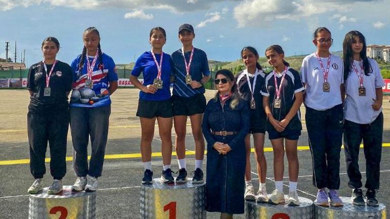 Bingöl Belediyesi Yaşam Spor Kulübünden Türkiye şampiyonlukları