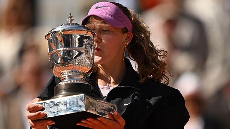 Roland Garros 2026da şampiyon Mirra Andreeva Peri masalı finalde sona erdi