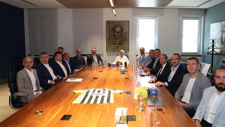 Fenerbahçe, Vedat Muriqi transferini açıkladı 3 yıllık imzayı attı | İşte ilk sözleri