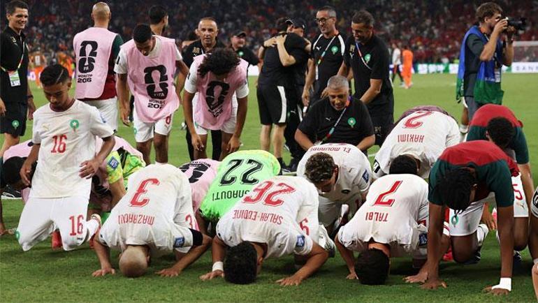 Fas, penaltılarla Hollandayı eledi Maça damga vuran görüntü | Hollanda - Fas maç sonucu: 1 (2)-(3) 1