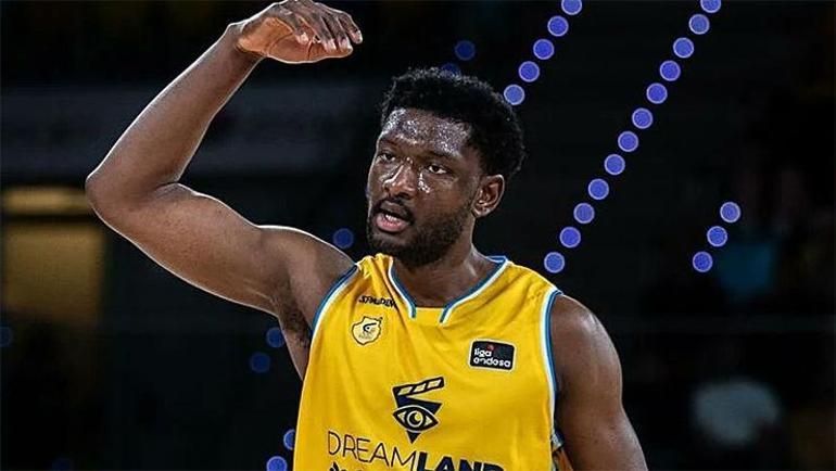 Osimhen basketbola da el attı Galatasaray MCT Technice transfer...