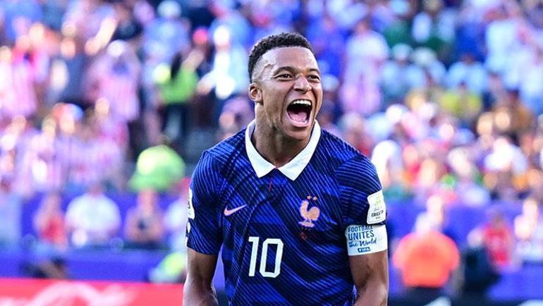 44 yıllık rekoru kırdı Kylian Mbappe yine tarihe geçti