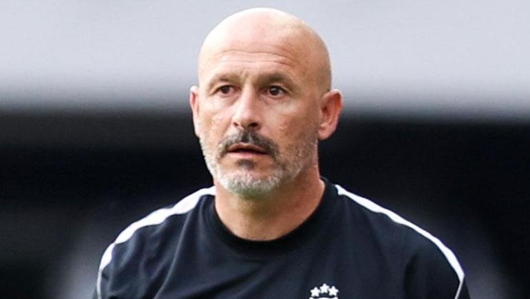 Beşiktaşta yaprak dökümü Italiano 6 ismin biletini kesti