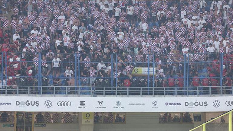 Gornik Zabrze taraftarları Kadıköyde taşkınlık çıkardı Polisle kavga ettiler