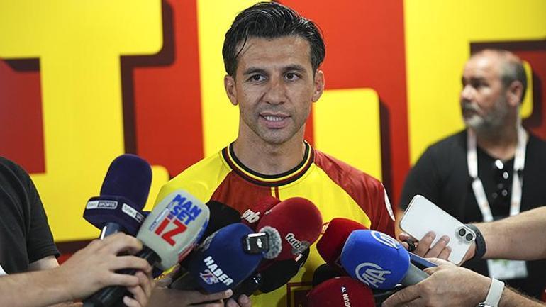 Bugün buraya kalbimi gömdüm İsmail Köybaşı jübileyle veda etti