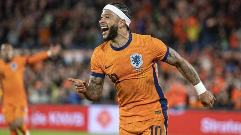 Süper lig devinden Depay bombası ‘Formayı giymeye hazırım’