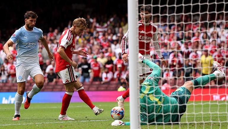 Arsenal, Manchester Cityyi dağıttı 3 gollü Community Shield zaferi... (Maç özeti Arsenal 3-0 Manchester City)