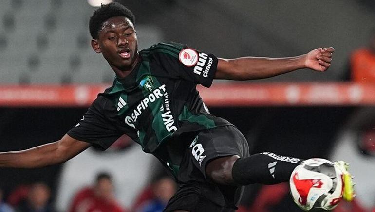 Antrenmanlara ve maçlara çıkmıyordu Kocaelispor Habib Ali Keitanın sözleşmesini feshetti